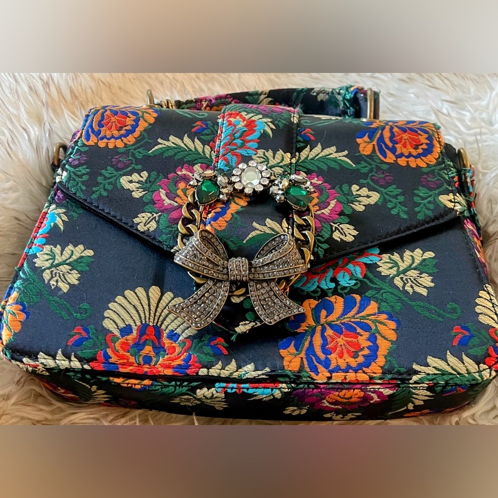 ALDO GREEN SATIN TELAWEN-92 TOP HANDLE BAG